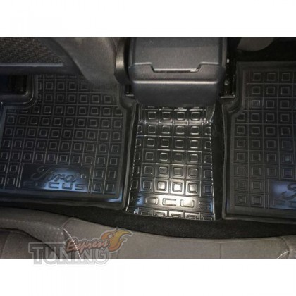 Высокие коврики для Ford Focus 4 с перемычкой