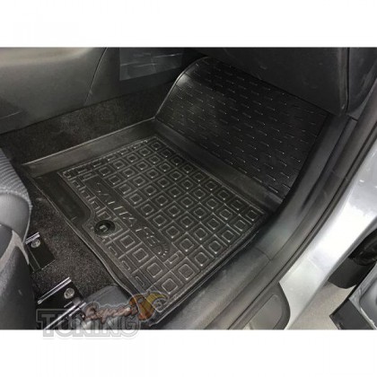 Коврики в Hyundai Santa Fe 4 TM с перемычкой