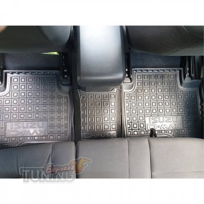 Коврики для Isuzu D-Max с перемычкой