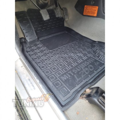 Коврики на Mitsubishi L200 3 K60T с перемычкой