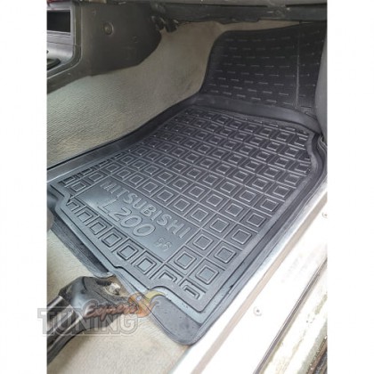Коврики в Mitsubishi L200 3 K60T с перемычкой