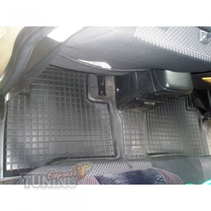 Коврики для Suzuki Grand Vitara JT с перемычкой