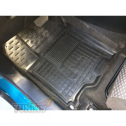 Коврики на Suzuki Vitara 4 с перемычкой