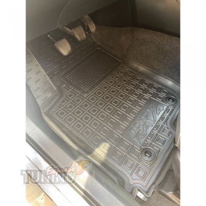 Высокие ковры на Toyota Rav4 4 XA40 рестайлинг