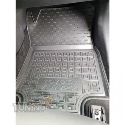 Коврики в Toyota Venza 2 с перемычкой