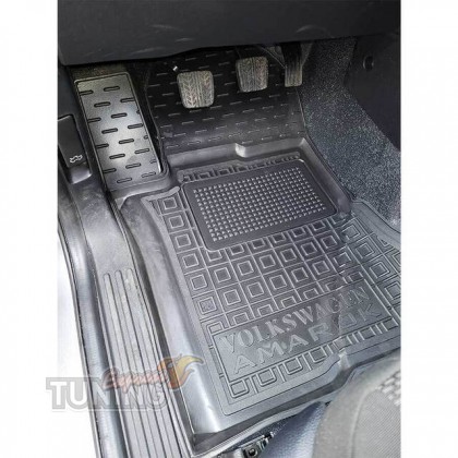 Резиновые коврики Volkswagen Amarok 2 с перемычкой