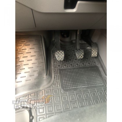 Коврики на Volkswagen Crafter 2 с ботом