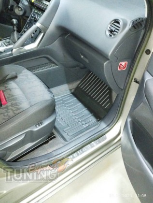 Высокие ковры в Peugeot 3008 1 с бортиками