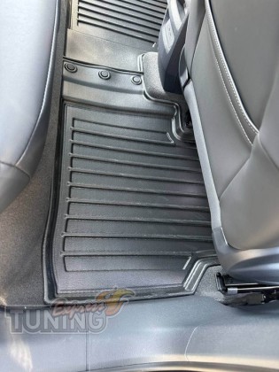 Высокие ковры в Skoda Enyaq IV с бортами