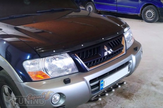 Дефлектор на капот Mitsubishi Pajero Wagon 3