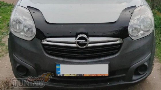 Мухобойка на капот Opel Combo D