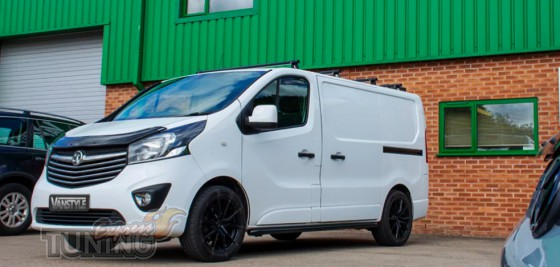 Мухобойка на капот Opel Vivaro B с 2015- года