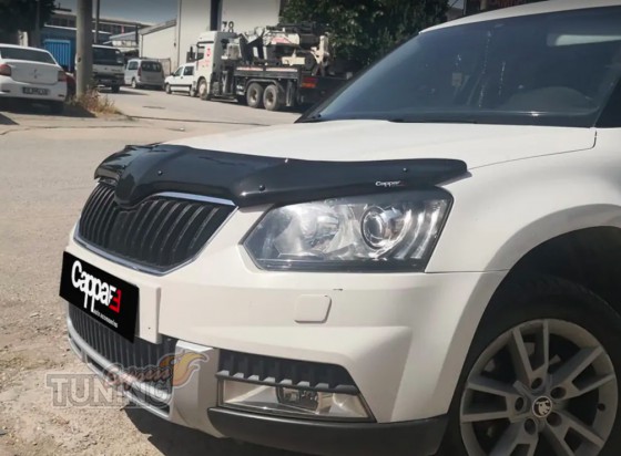Мухобойка капота Skoda Yeti рестайлинг 