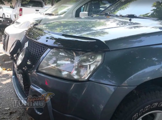 Дефлектор на капот Suzuki Grand Vitara JT