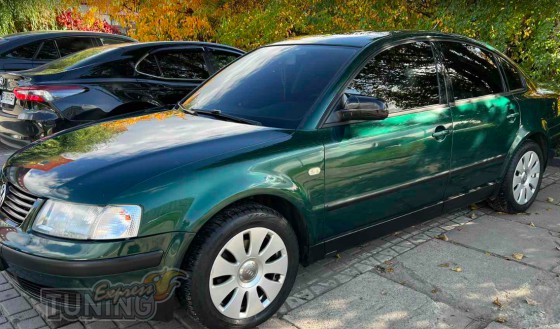 Черные крышки на зеркала Volkswagen Passat B5