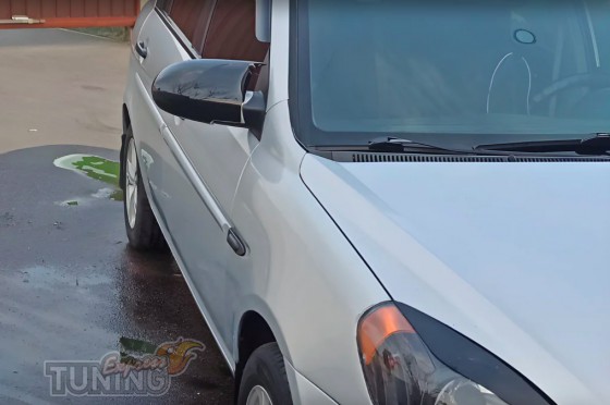Накладки зеркал на Hyundai Accent 3 черные