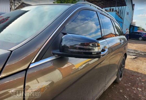 Крышки на зеркала Mercedes C-class W204 черные