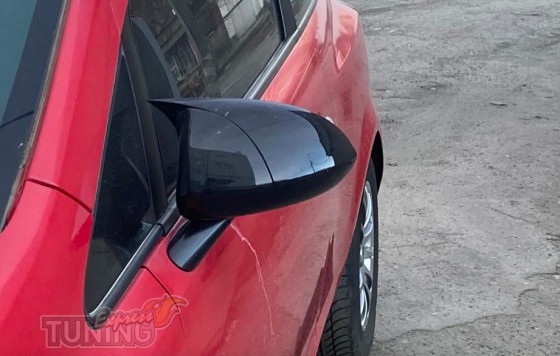 Крышки зеркал на Opel Corsa D черные