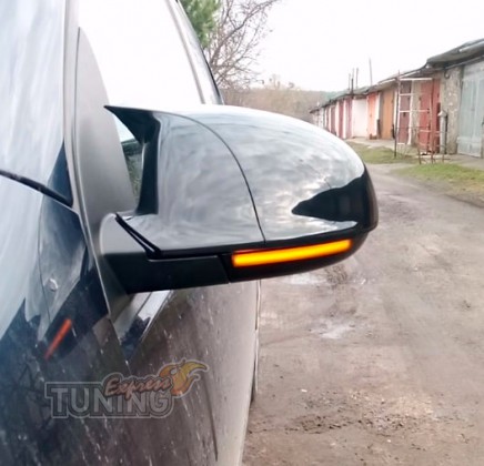 Крышки на зеркала Volkswagen Golf 5 черные