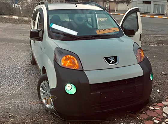Накладки на зеркала Peugeot Bipper черные