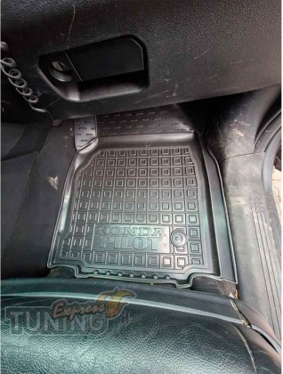 Модельные коврики для Honda Pilot 2 фото
