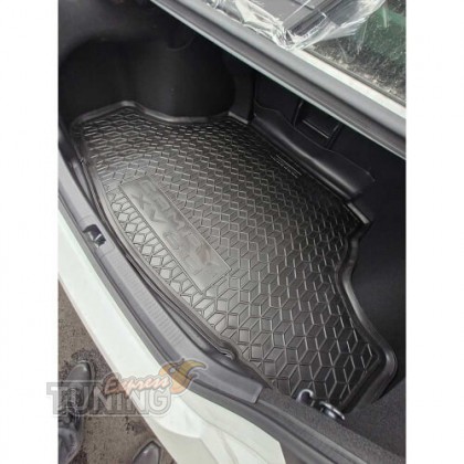 Оригинальный коврик в багажник для Toyota Camry 80 фото