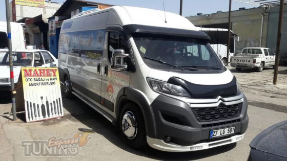 Пластиковый козырек на Fiat Ducato 3