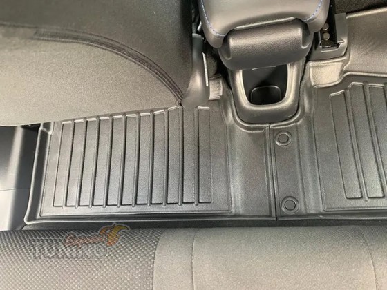 Резиновые коврики Honda X-NV