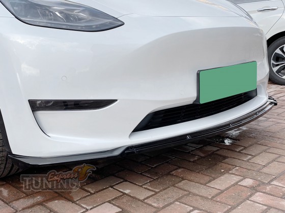 Установка переднего обвеса Tesla Model 3