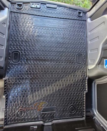 Багажный коврик для Ford Transit Courier фото