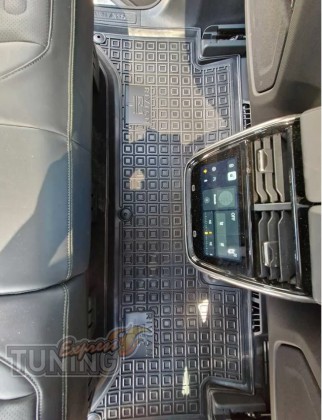 Модельные ковры салона Rivian R1T 2023