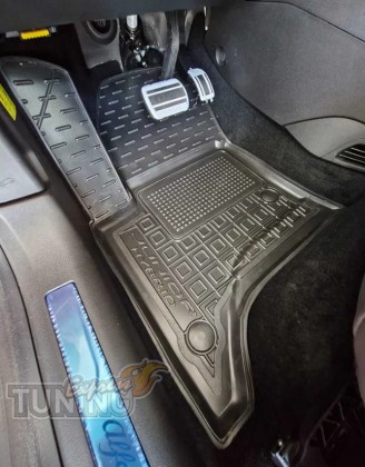Коврики для Alfa Romeo Junior Hybrid 2024 комплект 5шт