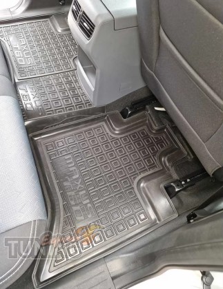 Резиновые коврики для Maxus T60 фото