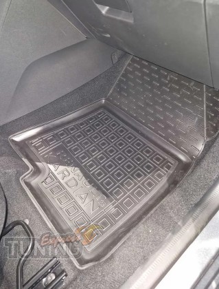 Резиновые коврики для Renault Kardian