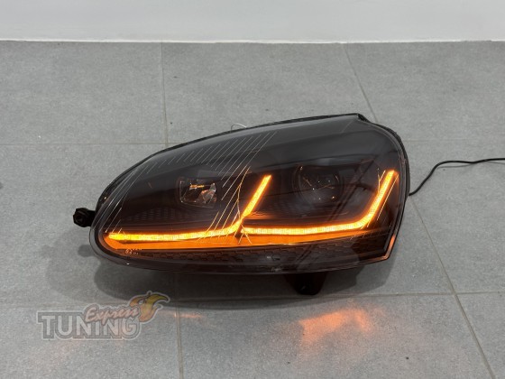 Оригинальные фары на фары Volkswagen Jetta 5