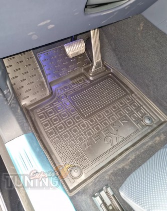 Коврики Zeekr 9X передние резиновые