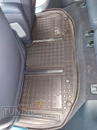 Резиновые коврики на Zeekr 9X