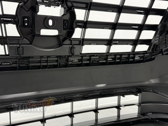 Установка переднего бампера на Vokswagen Passat NMS 2 2019-2022