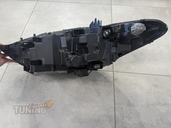 Комплект фирменных фар на Ford Fusion USA 2017-2021 / Mondeo 5