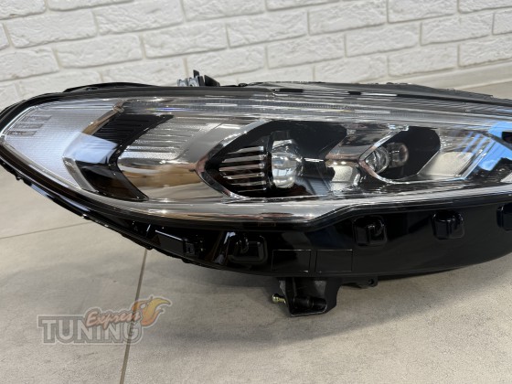 Купить фары на Ford Fusion USA 2017-2021 / Mondeo 5 LED