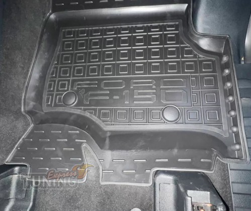 Комплект ковриков на Ford F150 14 поколения