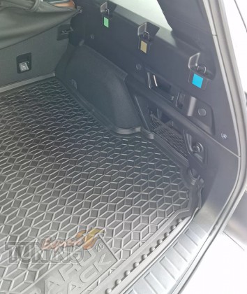 Modelniy-kovrik-Subaru-Outback-7-2026