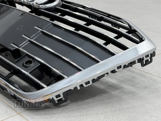 Фирменная решетка для Audi A6 C8 S-Line 2018+ 4KD853651 RN4
