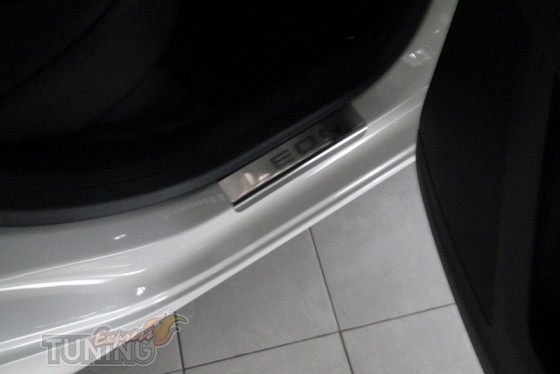 купить Накладки на пороги Сеат Леон 3 (защитные накладки Seat Le