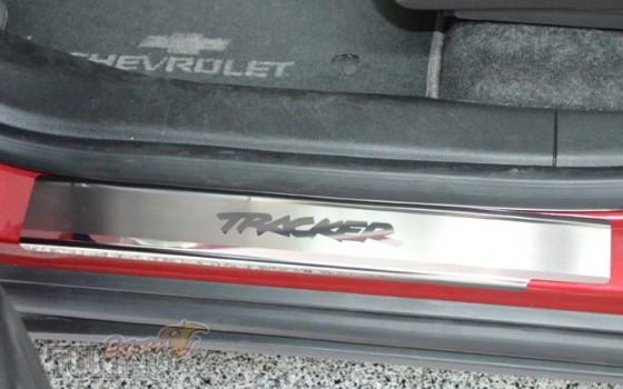 Накладки на пороги Шевроле Трекер (защитные накладки Chevrolet T