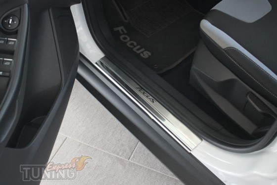 Накладки на пороги Форд Фокус 3 5Д (защитные накладки Ford Focus