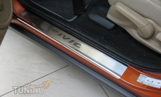 Накладки на пороги Хонда Цивик 8 5Д (защитные накладки Honda Civ