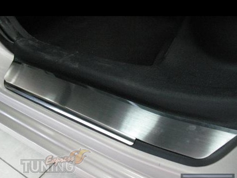 заказать Накладки на пороги Хендай i30 1 (защитные накладки Hyun