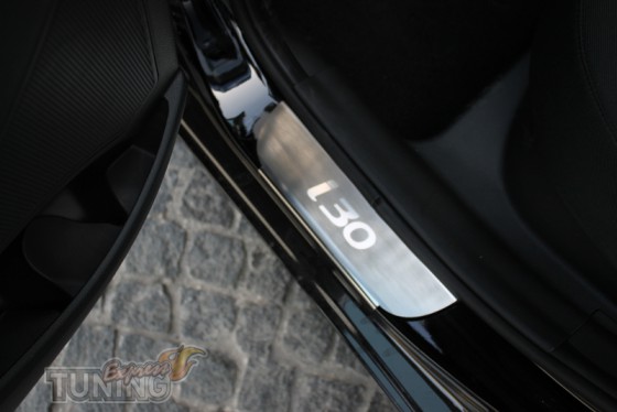 купить Накладки на пороги Хендай i30 2 (защитные накладки Hyunda
