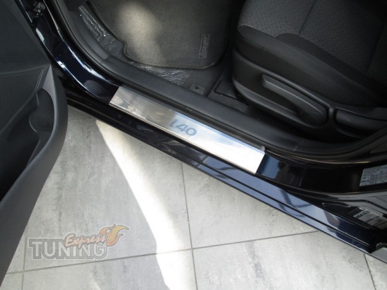 Накладки на пороги Хендай i40 (защитные накладки Hyundai i40)